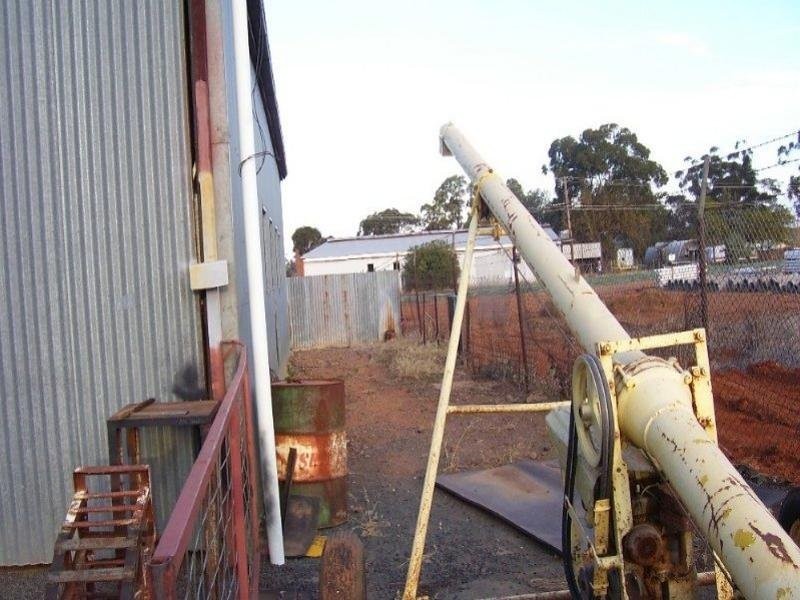 37 Pearce St, Parkes NSW 2870