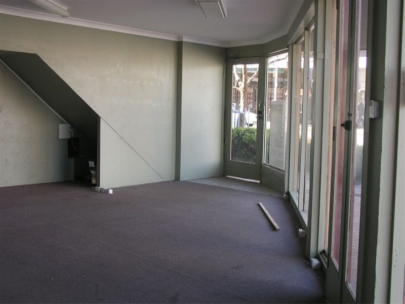 232 Clarinda Street, Parkes NSW 2870