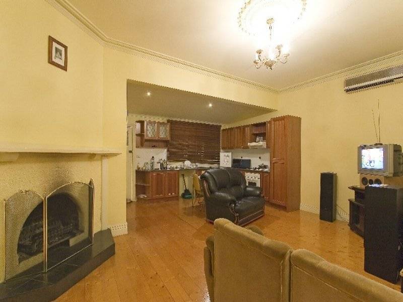 87 Reynolds Pde, Pascoe Vale South VIC 3044