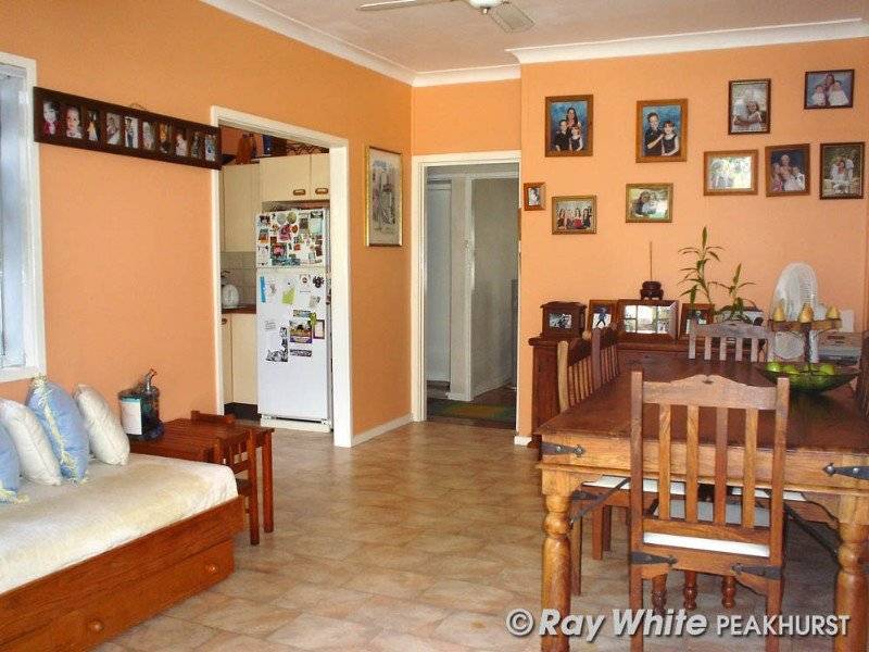 966 Henry Lawson Dr, Padstow Heights NSW 2211