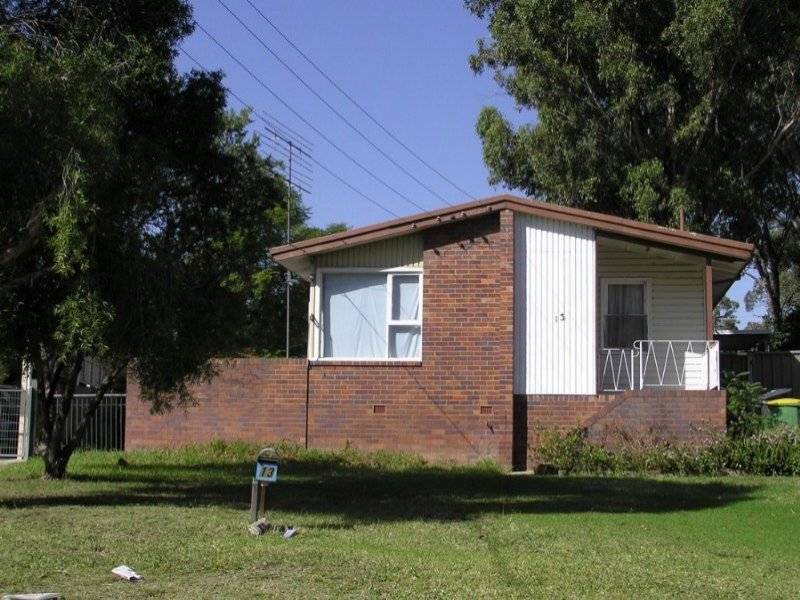 13 Cudgee Road, Penrith NSW 2750