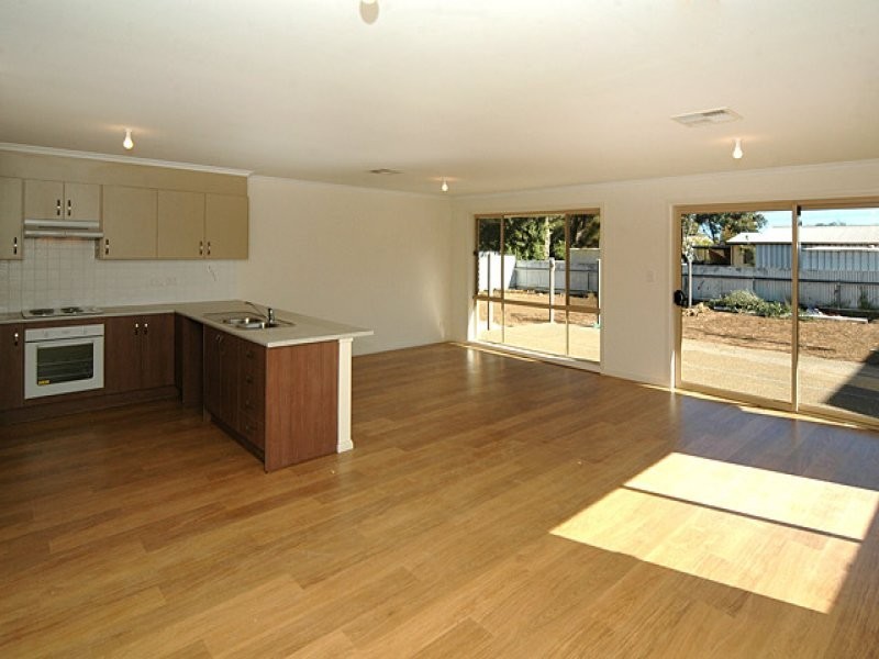 29 Whinnerah Avenue, Aldinga Beach SA 5173