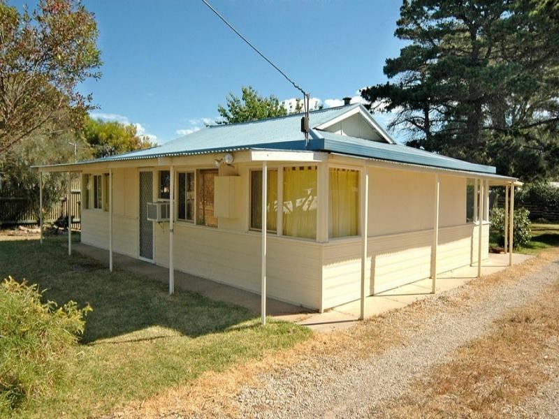 32 Whinnerah Avenue, Aldinga Beach SA 5173