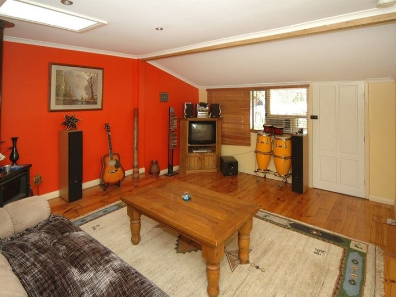 32 Whinnerah Avenue, Aldinga Beach SA 5173