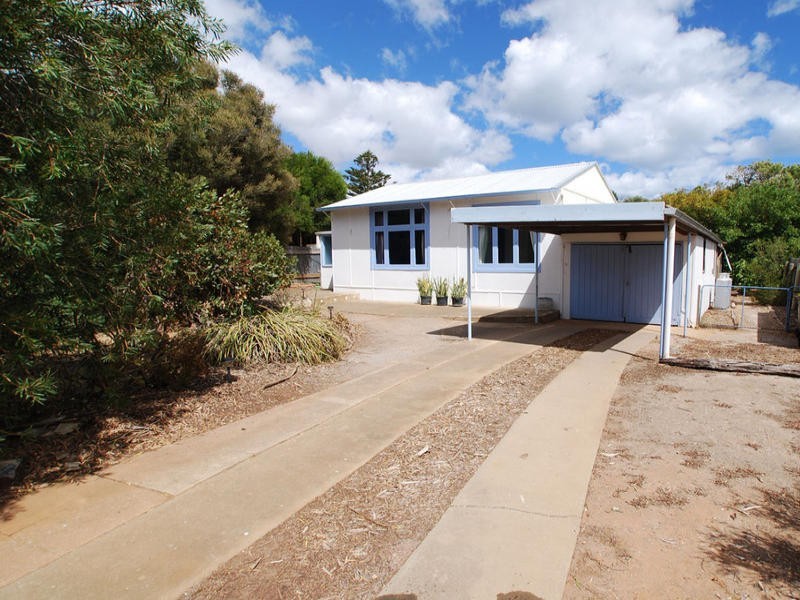 10 Wellington Avenue, Sellicks Beach SA 5174