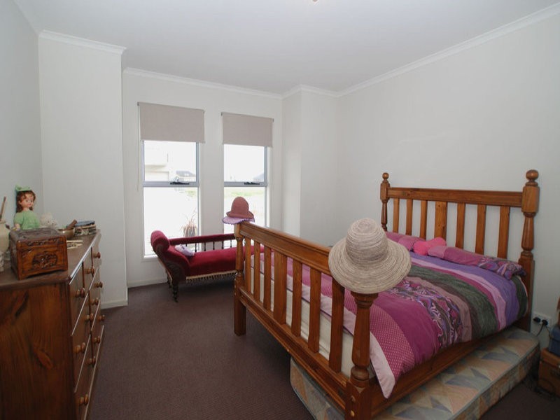 15 Lurline Boulevard, Sellicks Beach SA 5174