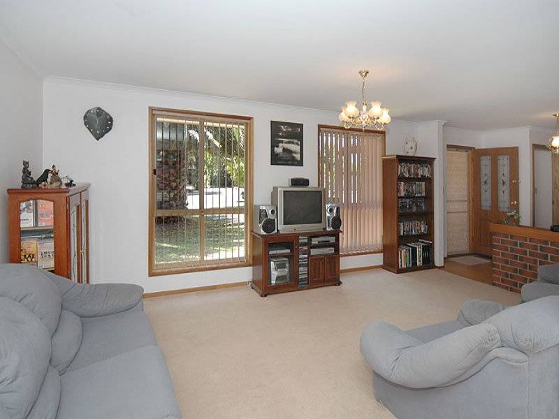 22 Oakley Crescent, Aldinga Beach SA 5173