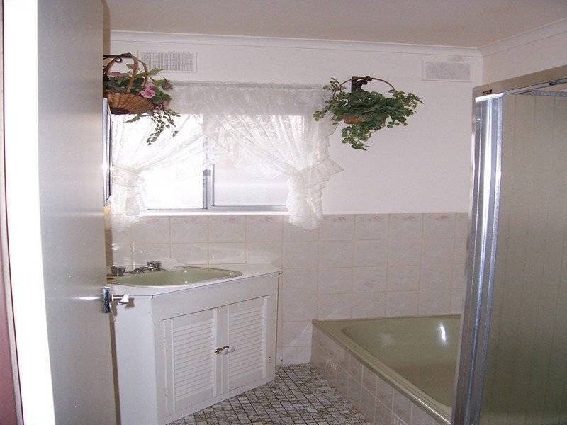 4 Rover Crescent, Port Willunga SA 5173