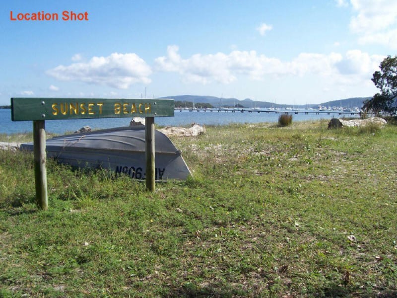 2 Lyndel Close, Soldiers Point NSW 2317