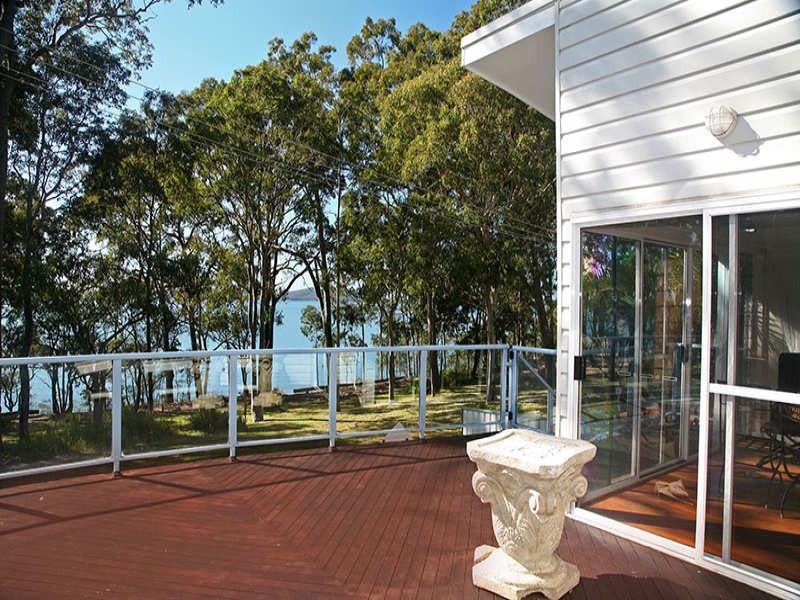 22 Watersleigh Avenue, Mallabula NSW 2319