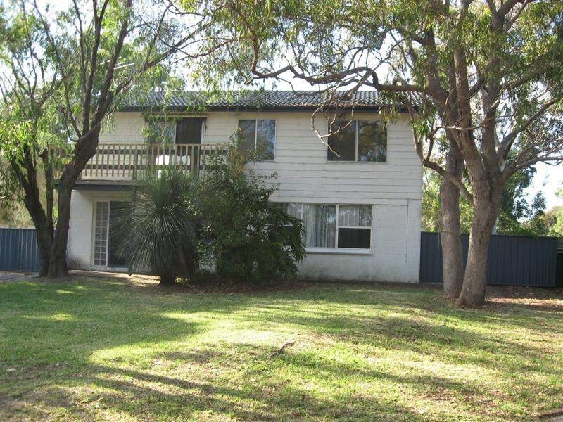 7 Lloyd George Grove, Tanilba Bay NSW 2319