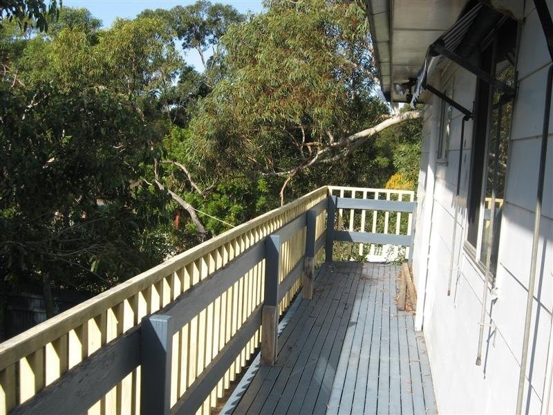 7 Lloyd George Grove, Tanilba Bay NSW 2319