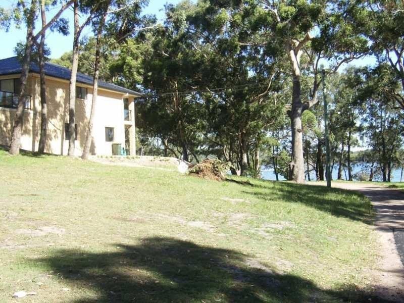 17 Daniel Crescent, Lemon Tree Passage NSW 2319