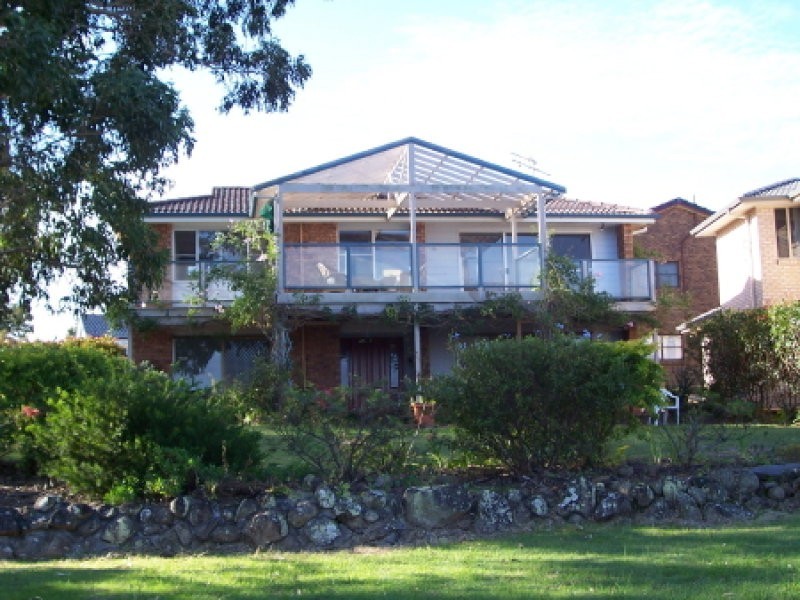 5 Pomona Place, Tanilba Bay NSW 2319