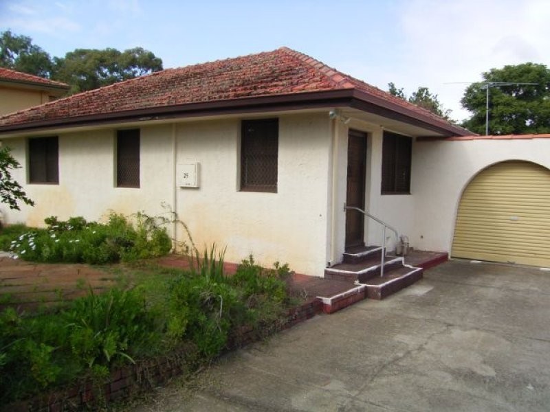 25 Jennings Way, Lockridge WA 6054