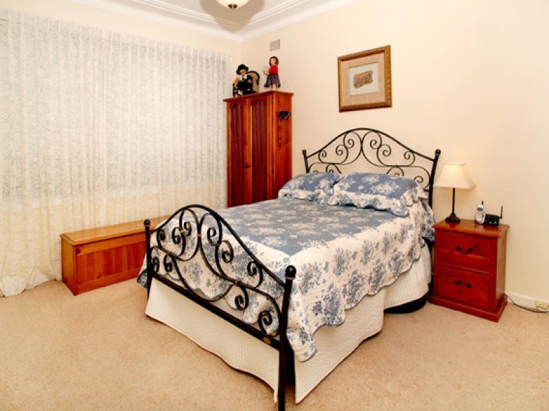 98 Ryde Road, Pymble NSW 2073