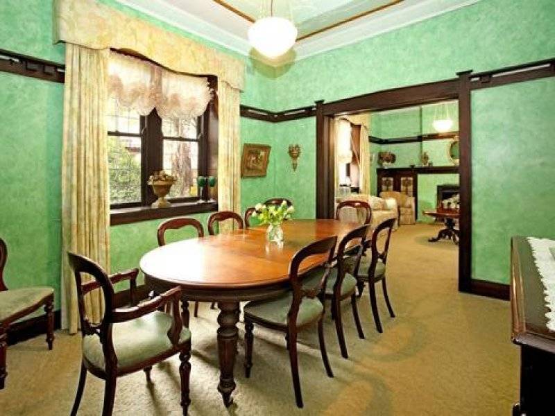 18 Beechworth Road, Pymble NSW 2073