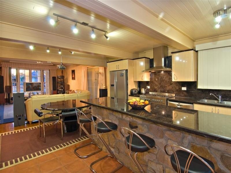 11 Moss Street, Sans Souci NSW 2219