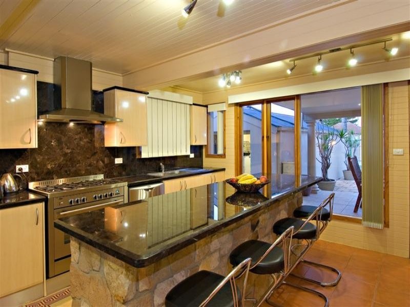 11 Moss Street, Sans Souci NSW 2219