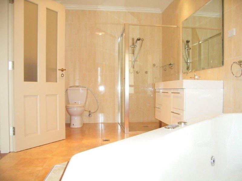 10 Carroll Street, Beverley Park NSW 2217