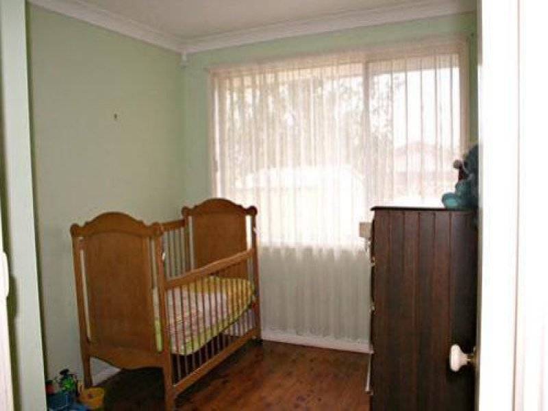 4 Gumnut Street, Albion Park Rail NSW 2527