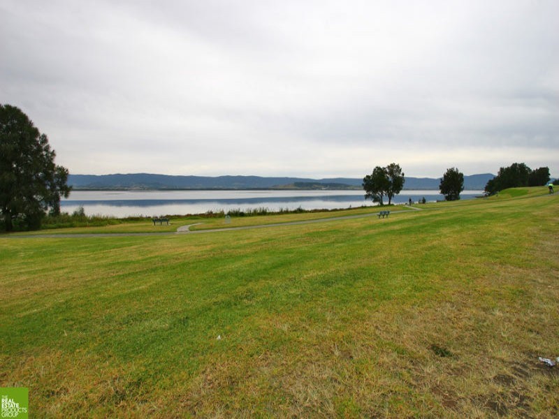 383 Reddall Pde, Mount Warrigal NSW 2528