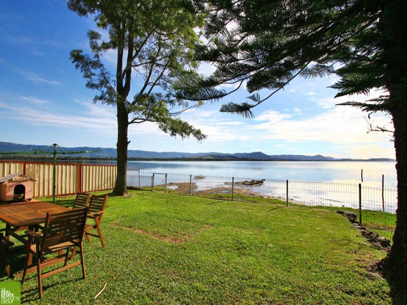 63 Horsley Rd, Oak Flats NSW 2529