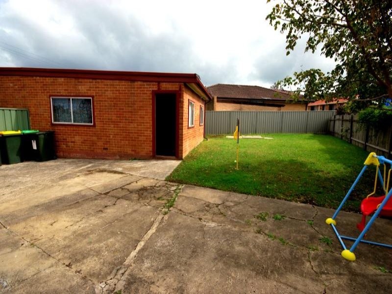 42 Kippax Street, Warilla NSW 2528