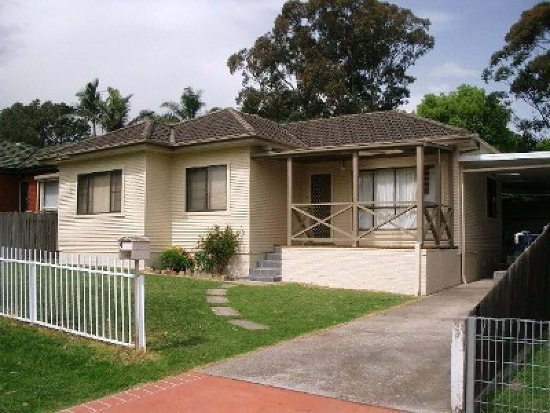 9 Cullen Street, Oak Flats NSW 2529