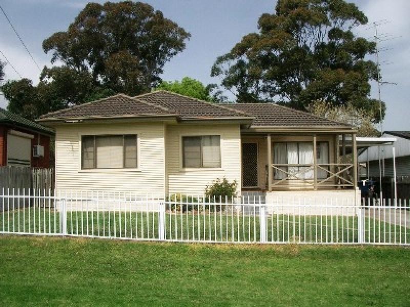 9 Cullen Street, Oak Flats NSW 2529