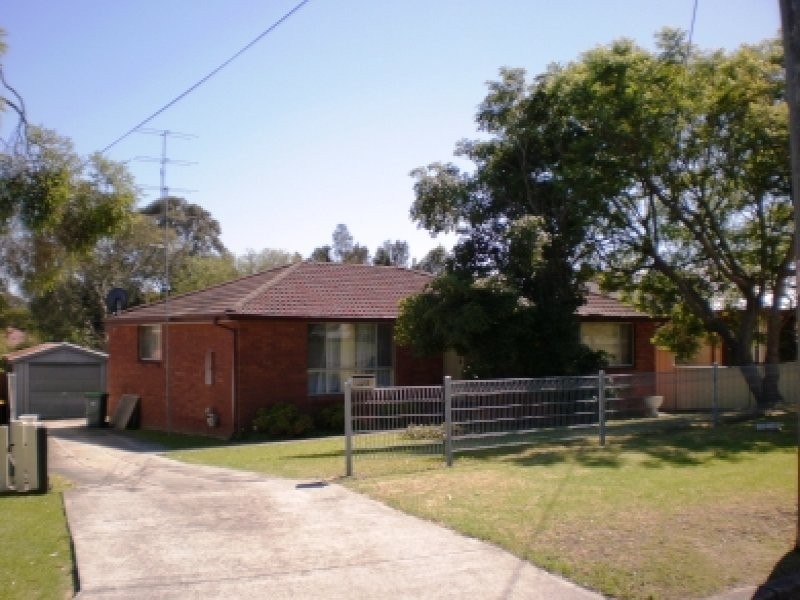 103 Devonshire Crescent, Oak Flats NSW 2529
