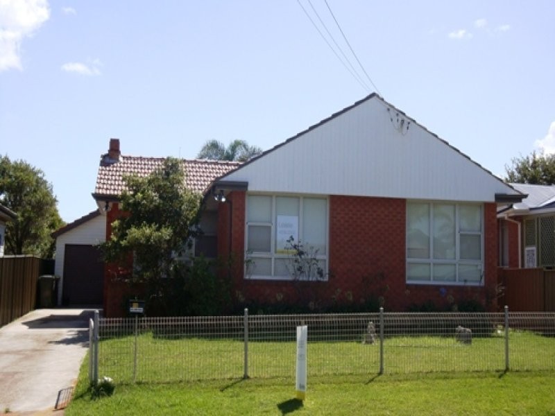 15 Anne Street, Warilla NSW 2528