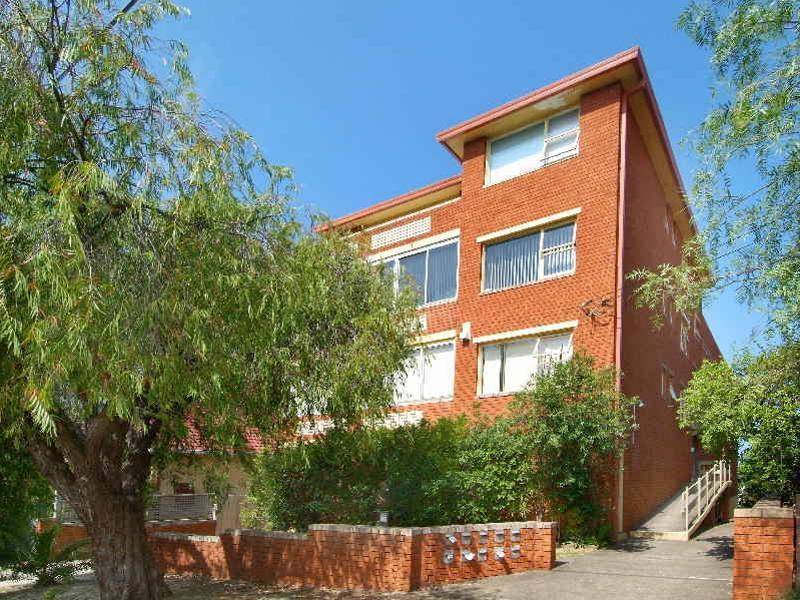 2/107 Arden St, Coogee NSW 2034