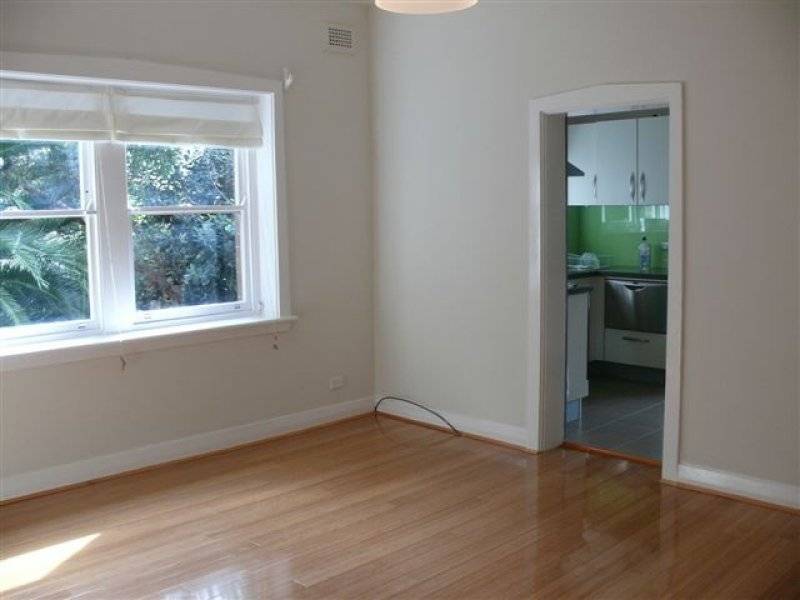 126 Coogee Bay Road, Coogee NSW 2034