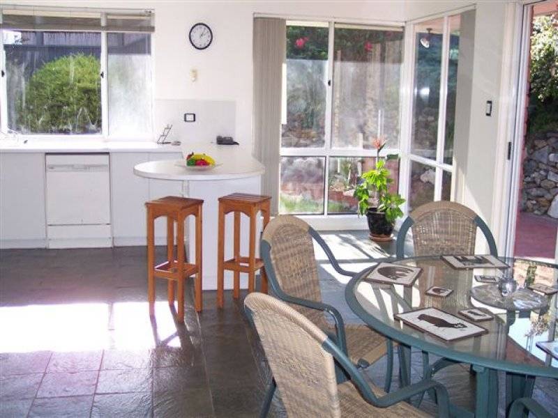 24 Lighthouse Drive, Hallett Cove SA 5158