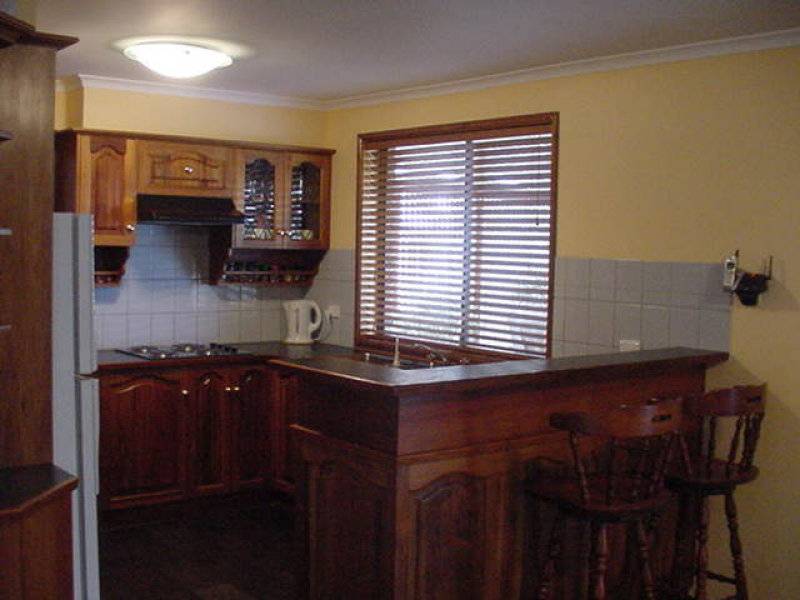 5 Aroona Road, Hallett Cove SA 5158