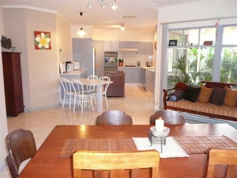 17 Lapwing Street, Hallett Cove SA 5158