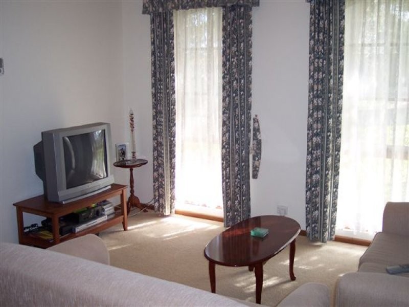 25 Horn Drive, Happy Valley SA 5159