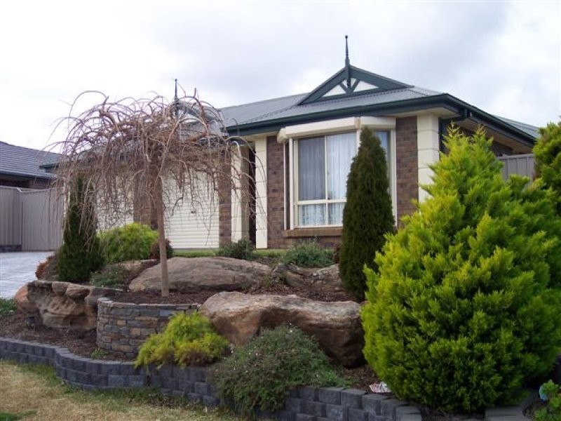 17 Talladira Way, Woodcroft SA 5162