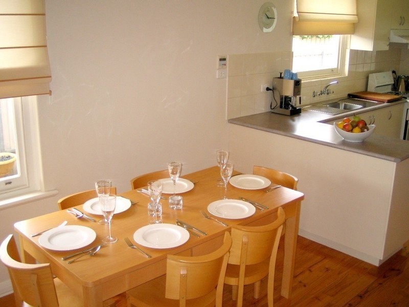 25 Dunrobin Road, Hove SA 5048