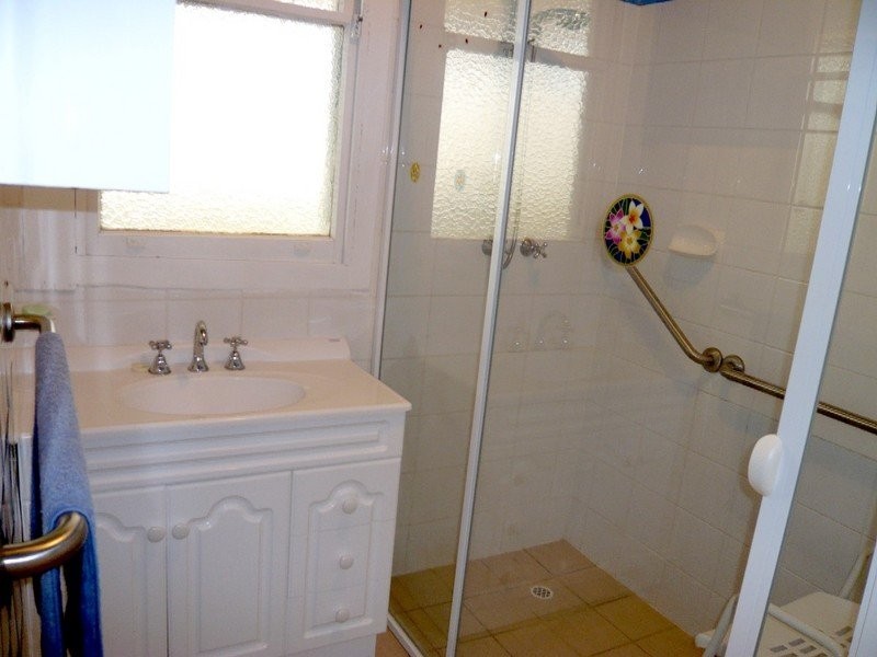 15 Limbert Avenue, Seacombe Gardens SA 5047