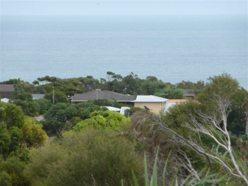 18 Manunda Way, Hallett Cove SA 5158