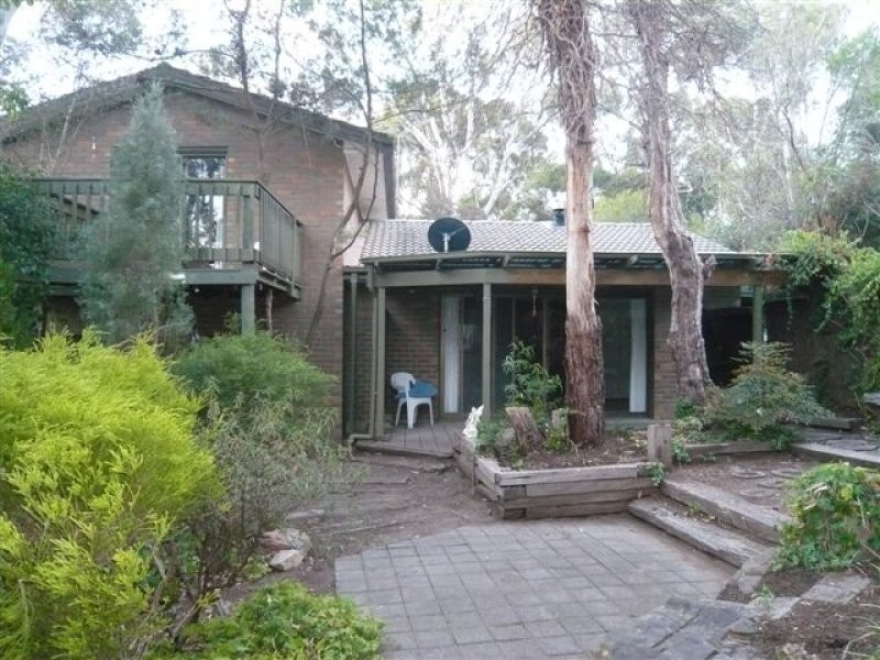 1 Mount Malvern Road, Aberfoyle Park SA 5159