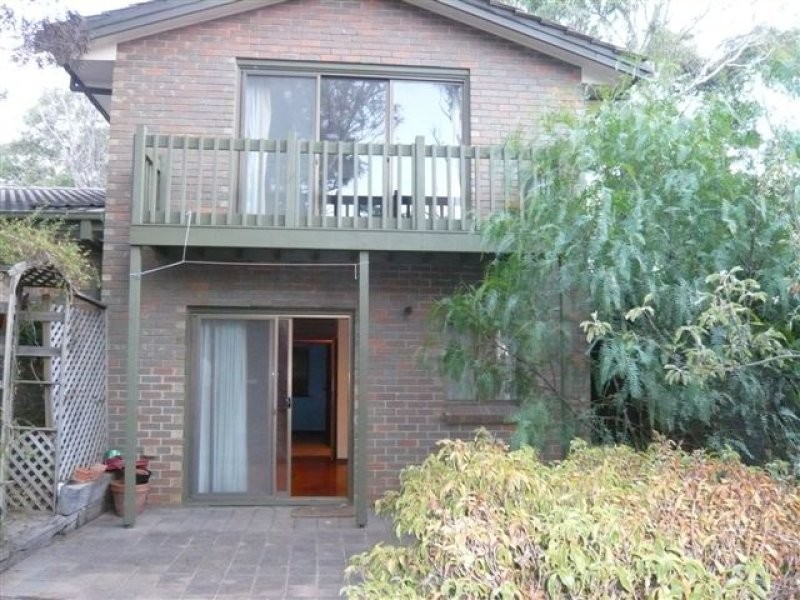 1 Mount Malvern Road, Aberfoyle Park SA 5159