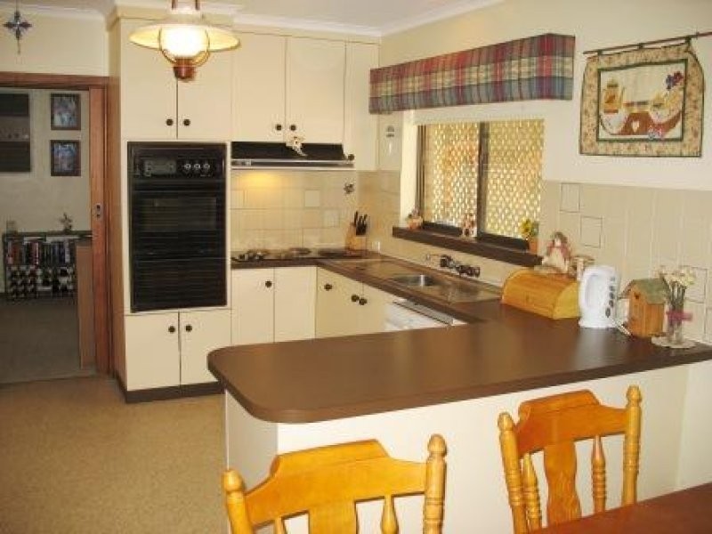 12 Westbrook Avenue, Loxton SA 5333