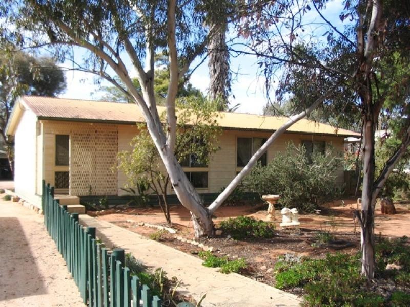 105 Paruna Road, Loxton SA 5333