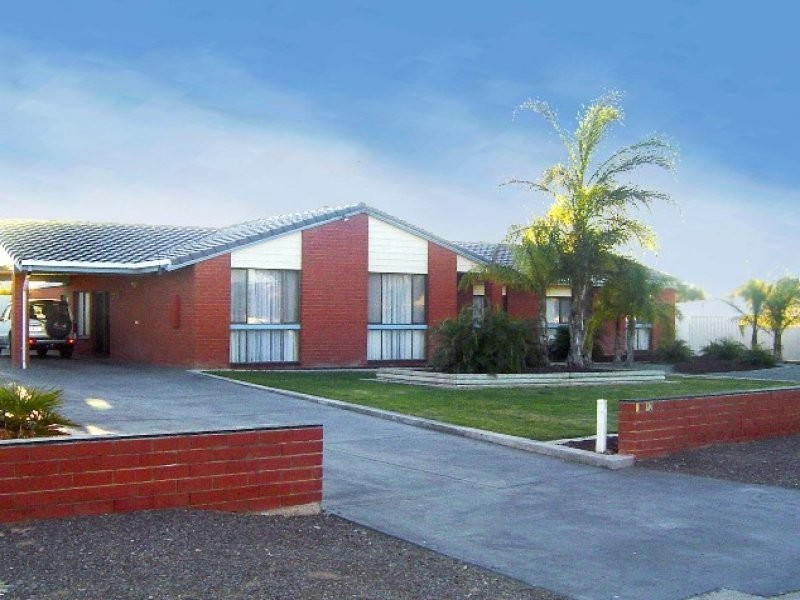 13 Christopher Street, Ceduna SA 5690