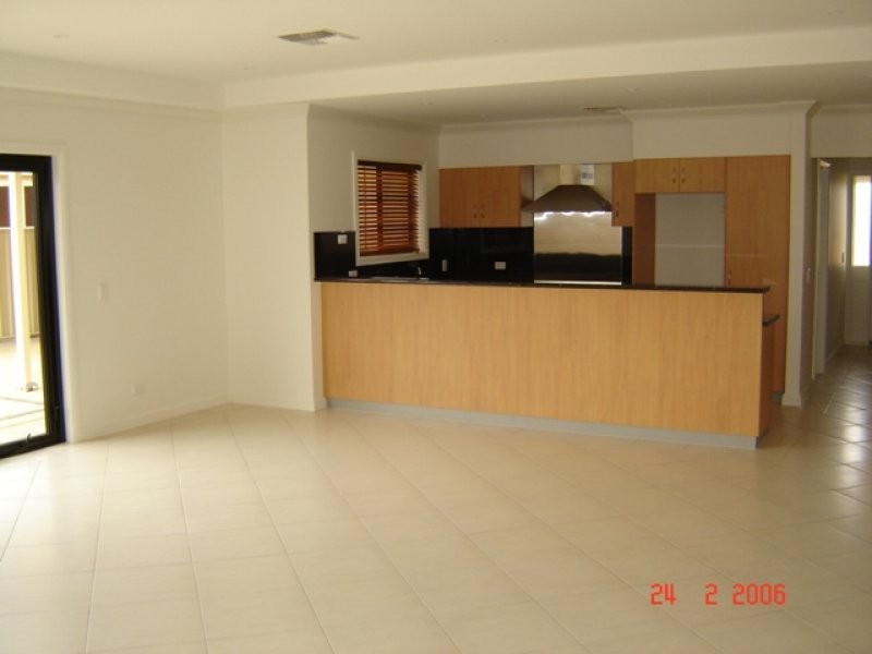 27 Nalara Avenue, Loxton SA 5333