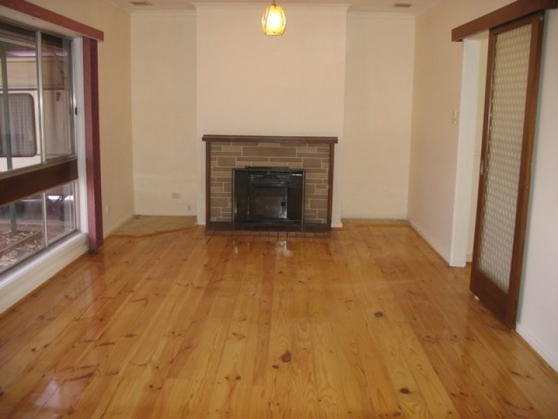 14 Dennis Street, Berri SA 5343