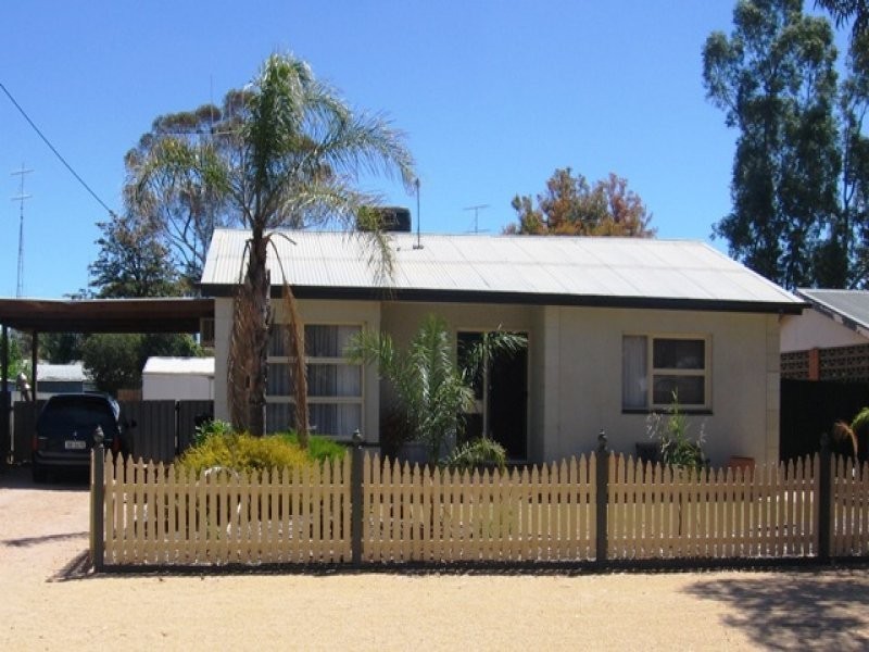 6 Obst Street, Berri SA 5343